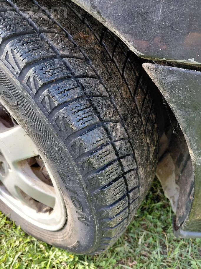 Volvo V70 2002 photo 5