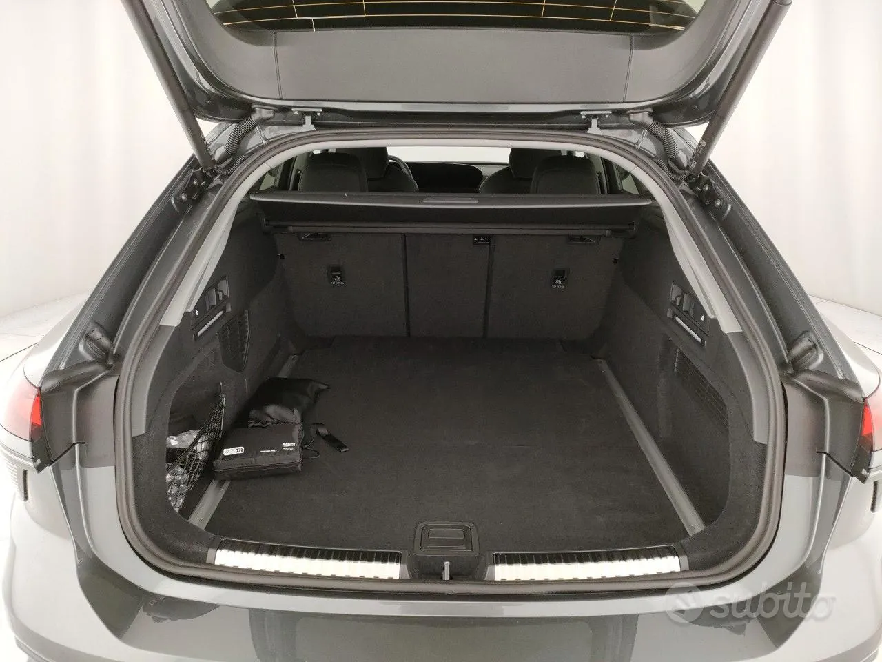 Audi A6 Avant 2025 photo 4