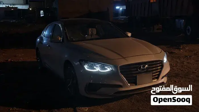 Hyundai Azera 2019 photo 2