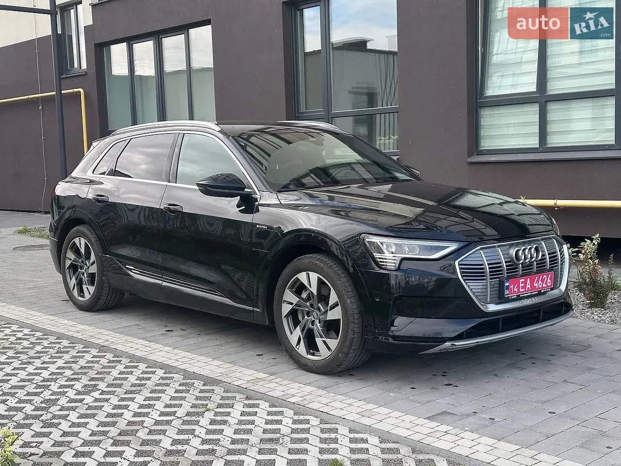 Audi E-Tron 2019 photo 2