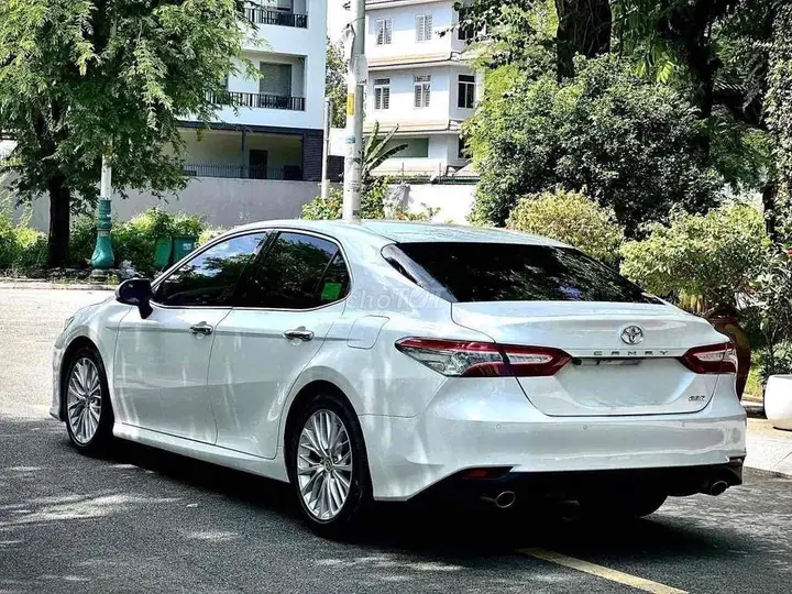 Toyota Camry 2020 photo 4