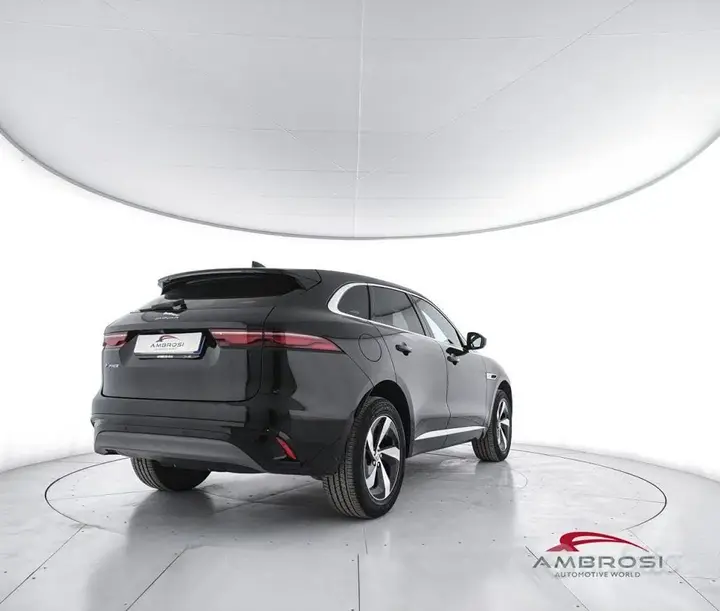Jaguar F-Pace 2022 photo 3