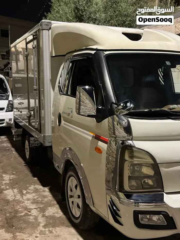 Hyundai Porter 2023 photo 2