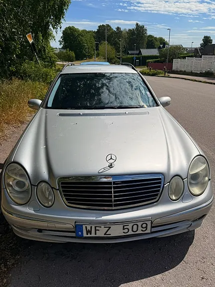 Mercedes-Benz 200 E 2004 photo 5