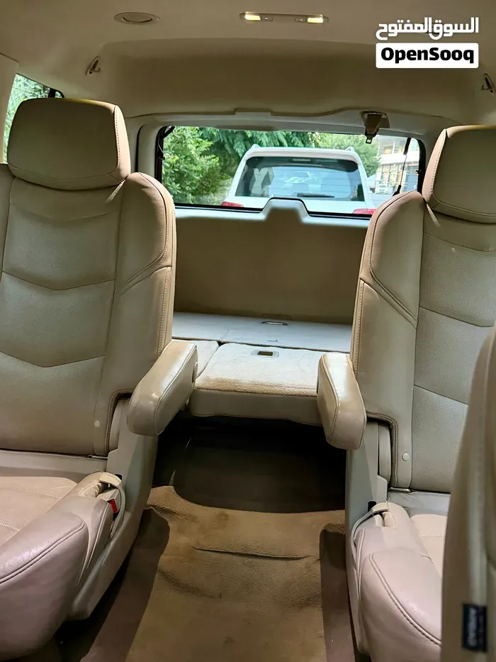 Cadillac Escalade 2018 photo 2