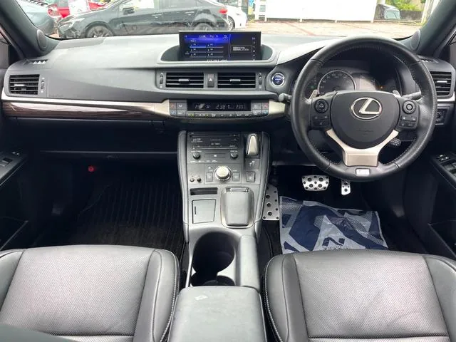 Lexus Ct 2020 photo 2