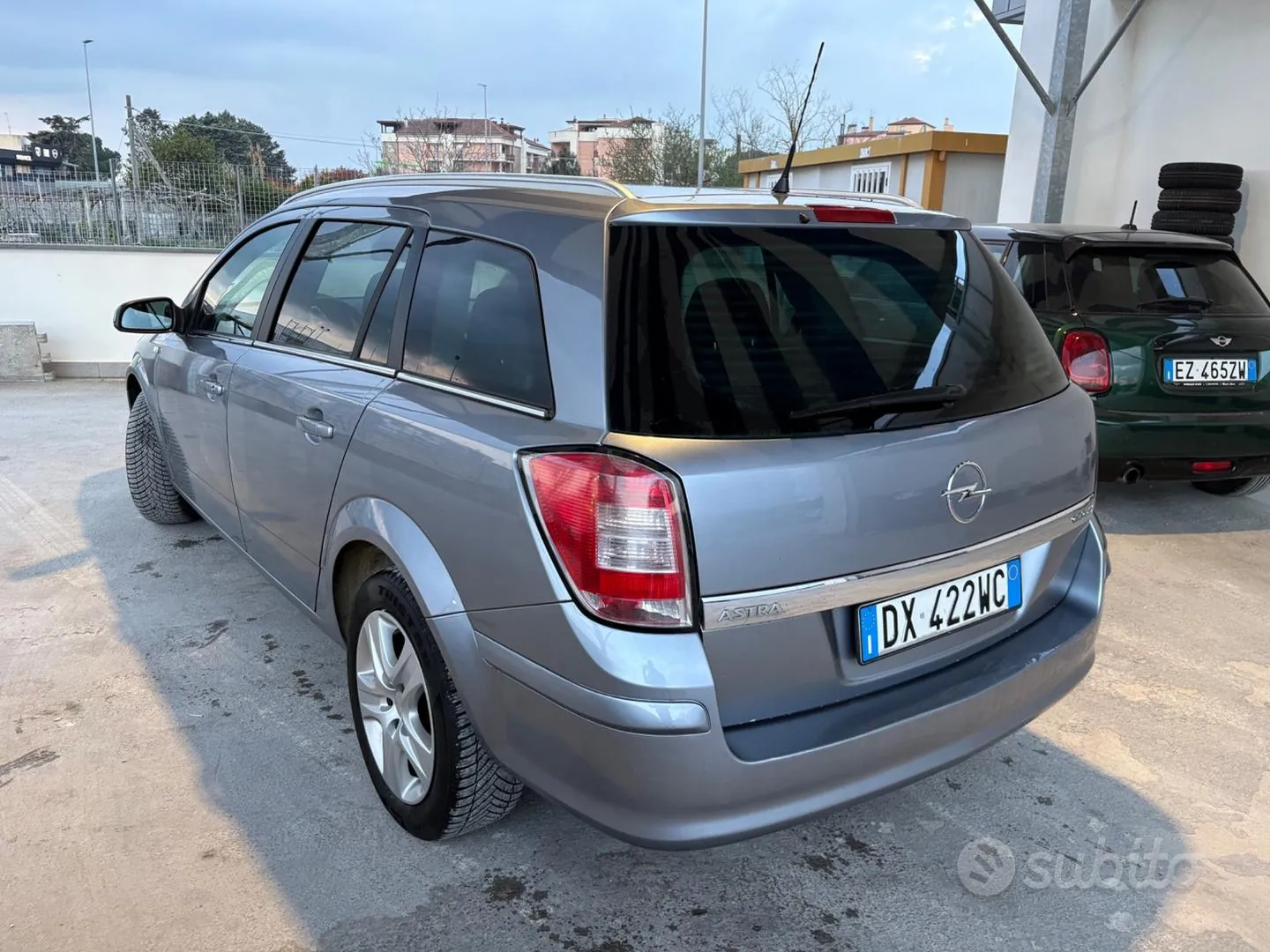 Opel Astra 2009 photo 4