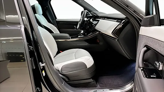 Land Rover Range Rover Sport 2026 photo 3