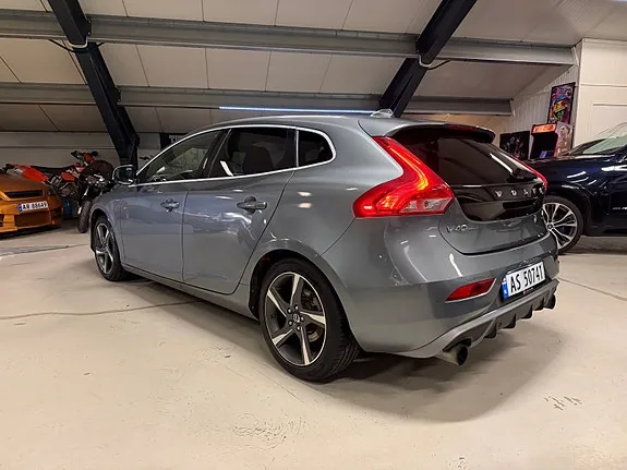 Volvo V40 2014 photo 3
