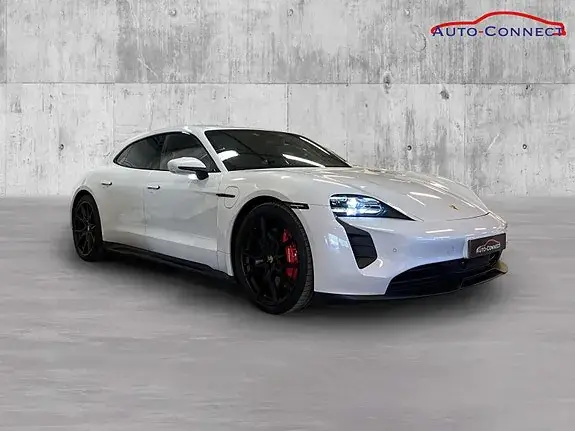 Porsche Taycan Gts