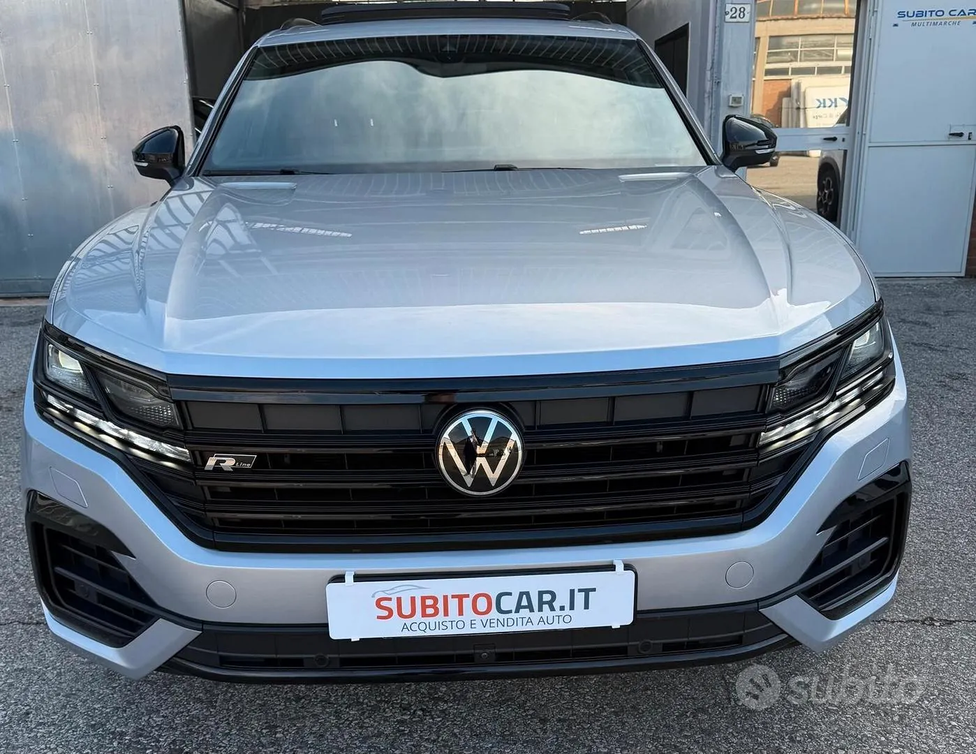 Volkswagen Touareg 2021 photo 2