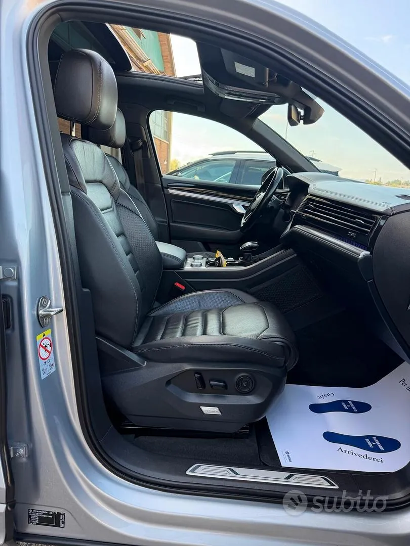 Volkswagen Touareg 2021 photo 4