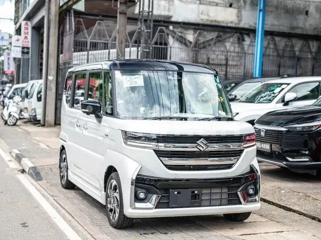 Suzuki Spacia
