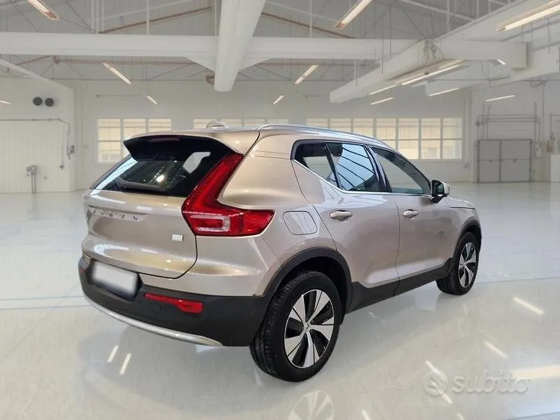 Volvo Xc40 2023 photo 4