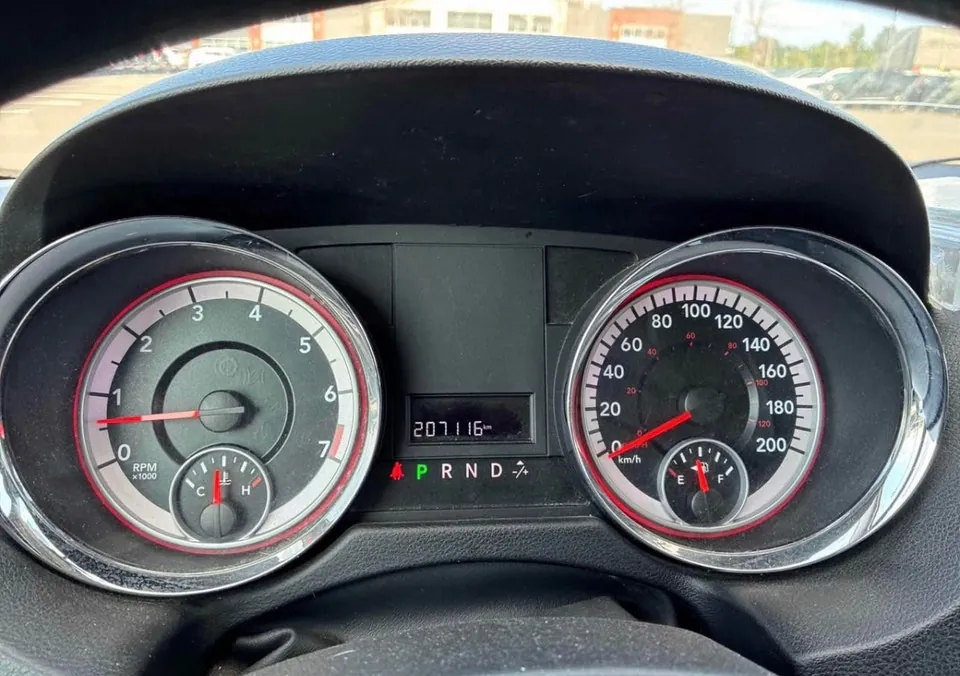 Dodge Grand Caravan 2011 photo 5
