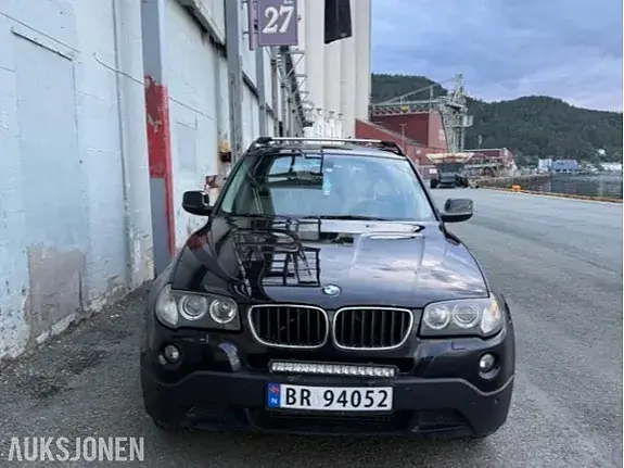 BMW X3 2010 photo 2