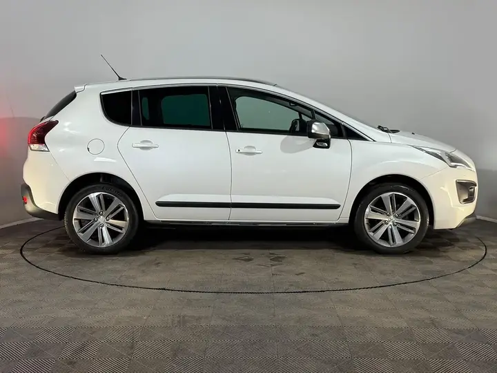 Peugeot 3008 2015 photo 5