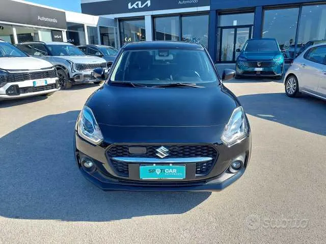 Suzuki Swift 2022 photo 2