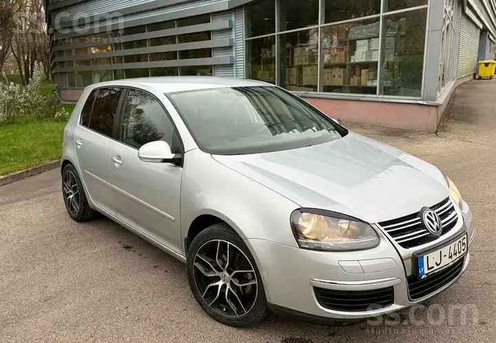 Volkswagen Golf 5 2005 photo 2