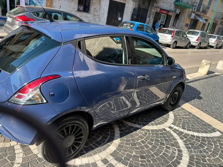 Lancia Ypsilon 2017 photo 5