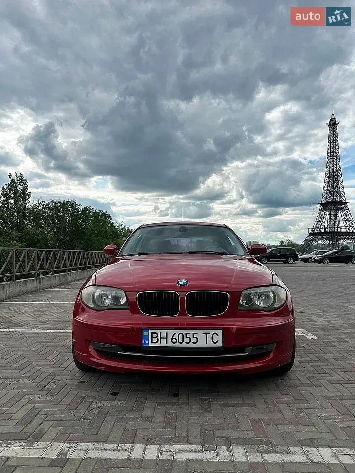 BMW 1 Series 2008 photo 2