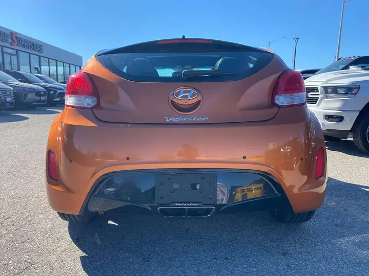 Hyundai Veloster 2016 photo 3