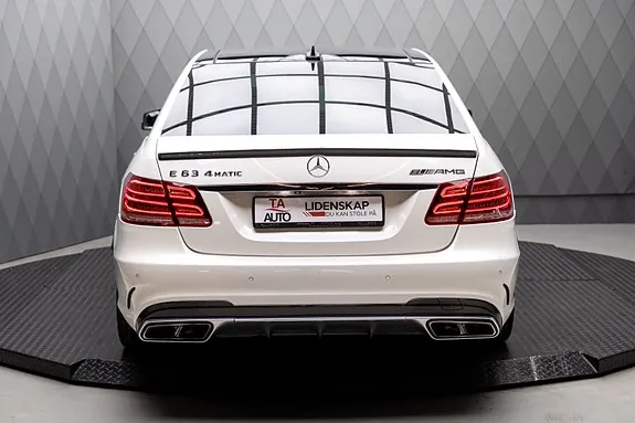 Mercedes-Benz E63 2014 photo 5