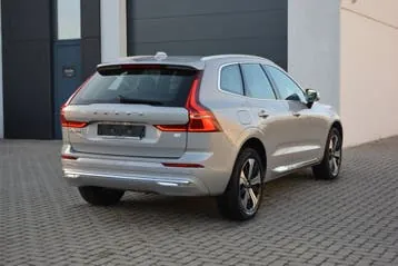Volvo Xc60 2023 photo 2