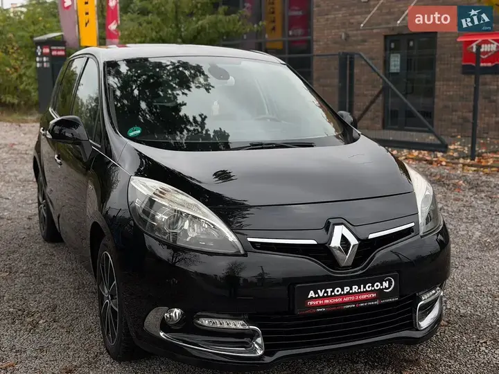 Renault Scenic 2013 photo 2