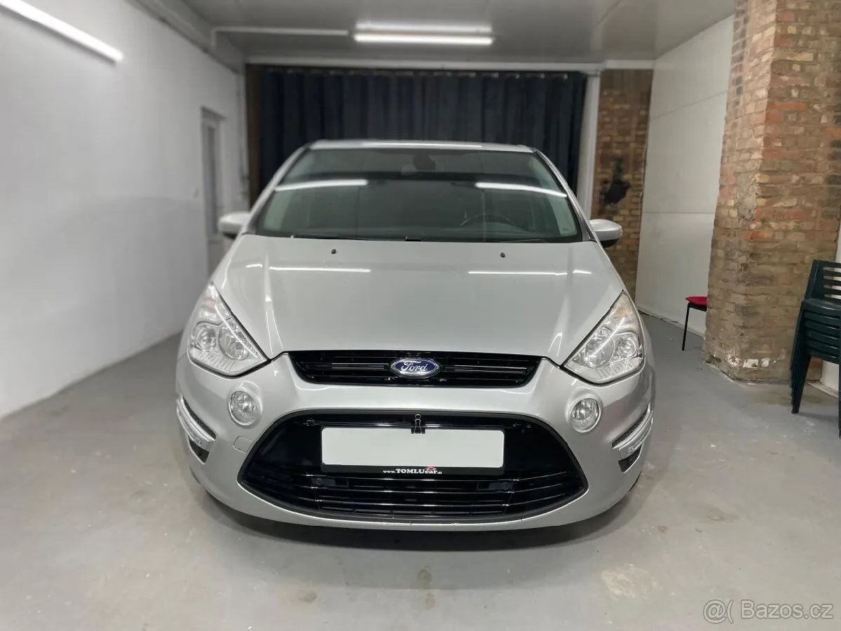 Ford S-Max 2013 photo 2
