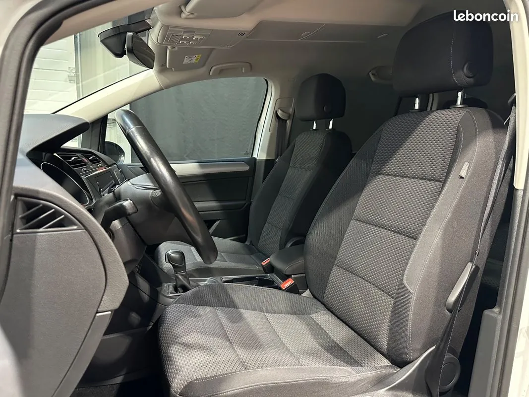 Volkswagen Touran 2019 photo 5