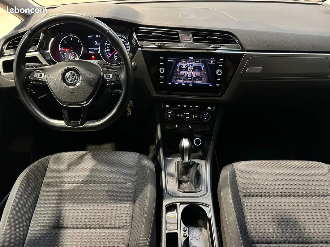 Volkswagen Touran 2019 photo 3