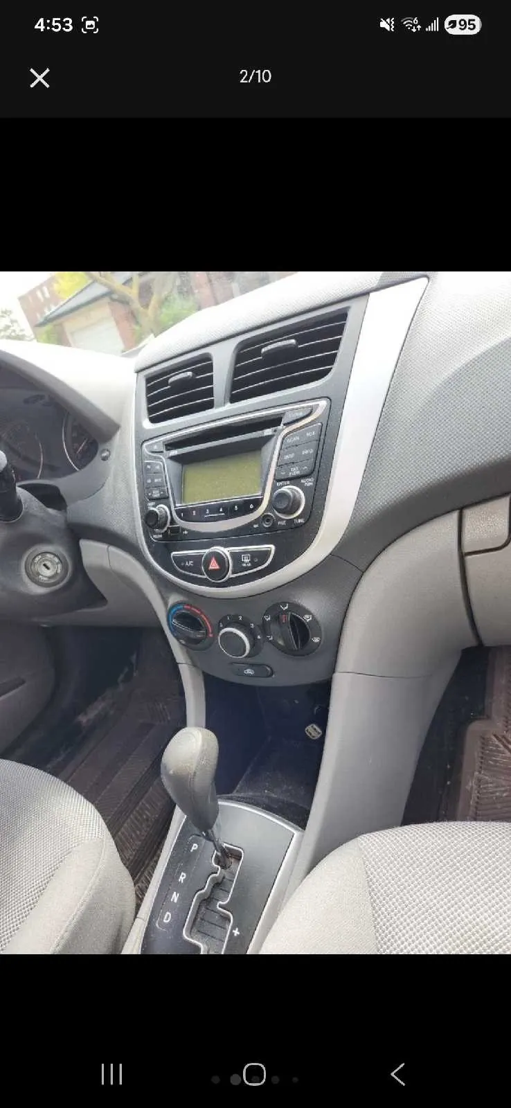 Hyundai Accent 2012 photo 4