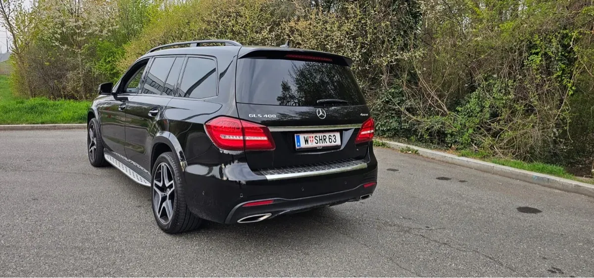 Mercedes-Benz Gls-Class 2018 photo 2