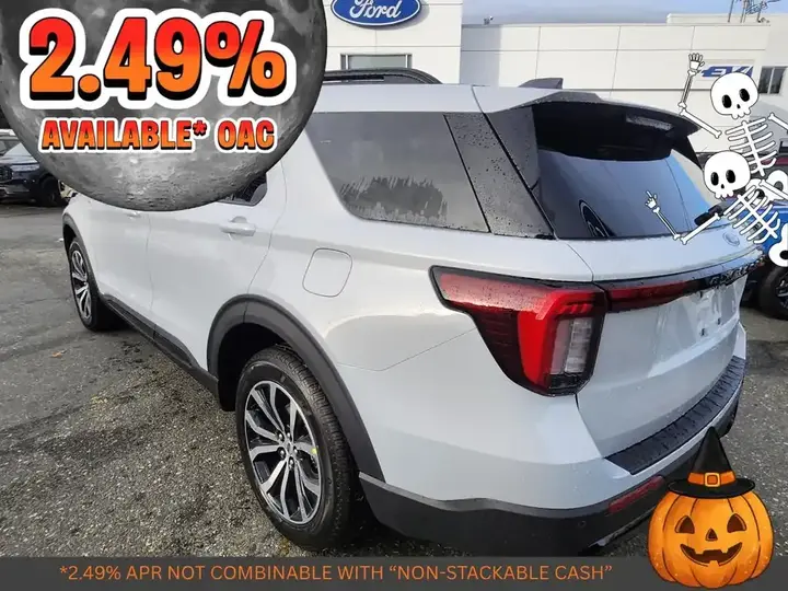 Ford Explorer 2026 photo 3