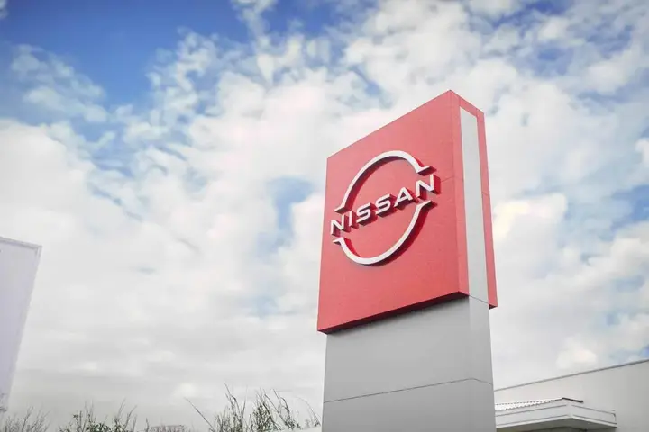 Nissan Juke 2022 photo 2