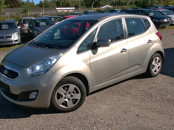 Kia Venga 2012 photo 5