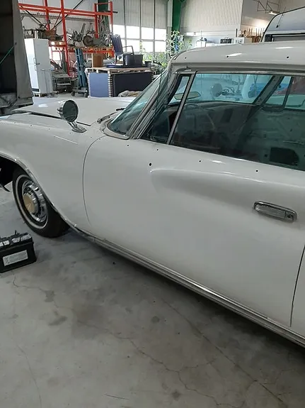 Chrysler New Yorker 1961 photo 3