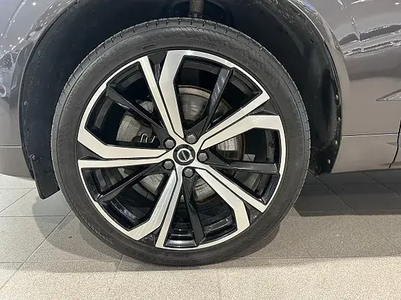 Volvo Xc60 2022 photo 2