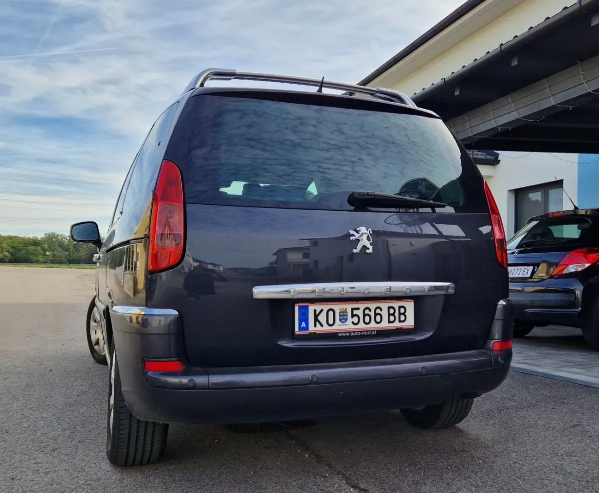 Peugeot 807 2012 photo 2