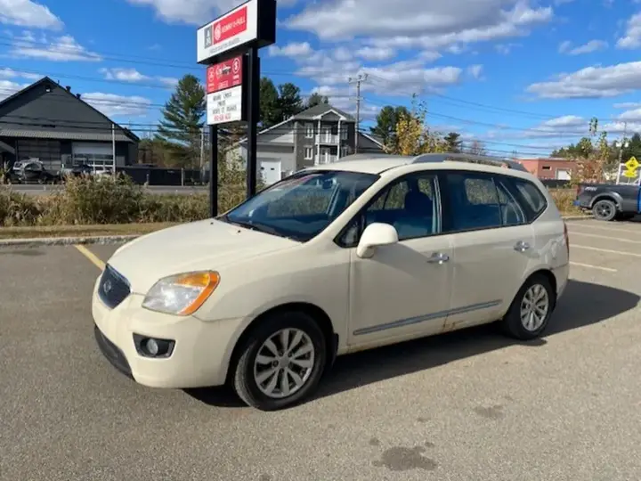 Kia Rondo