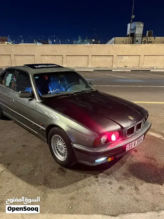 BMW 525