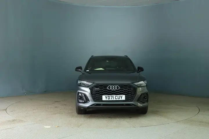 Audi Q5 2021 photo 2