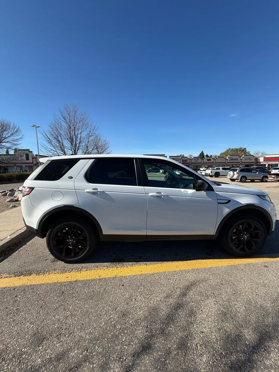 Land Rover Discovery Sport 2016 photo 3