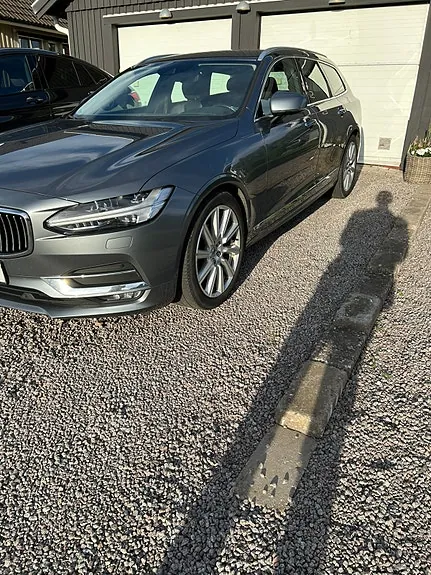 Volvo V90