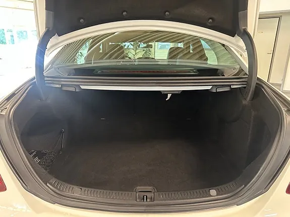 Mercedes-Benz E-Class 2017 photo 5