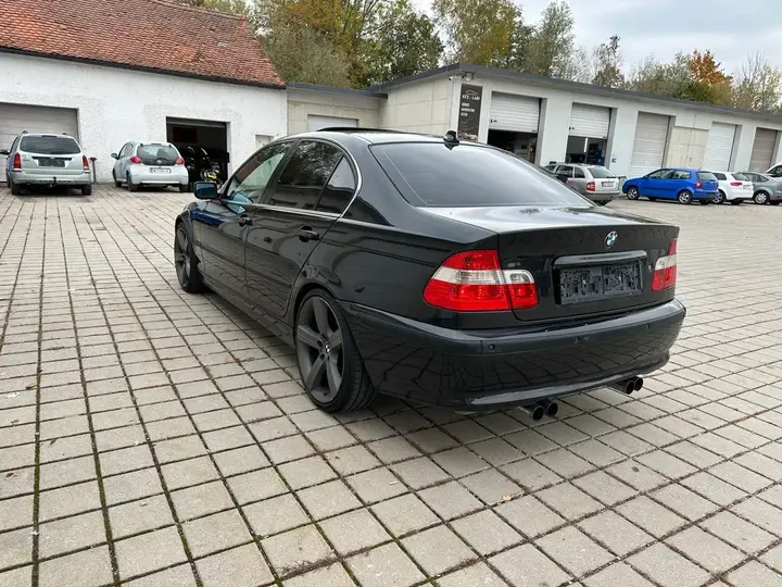 BMW 330I 2002 photo 3