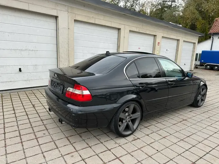 BMW 330I 2002 photo 2