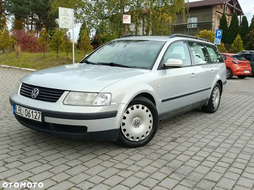 Volkswagen Passat 2000 photo 2