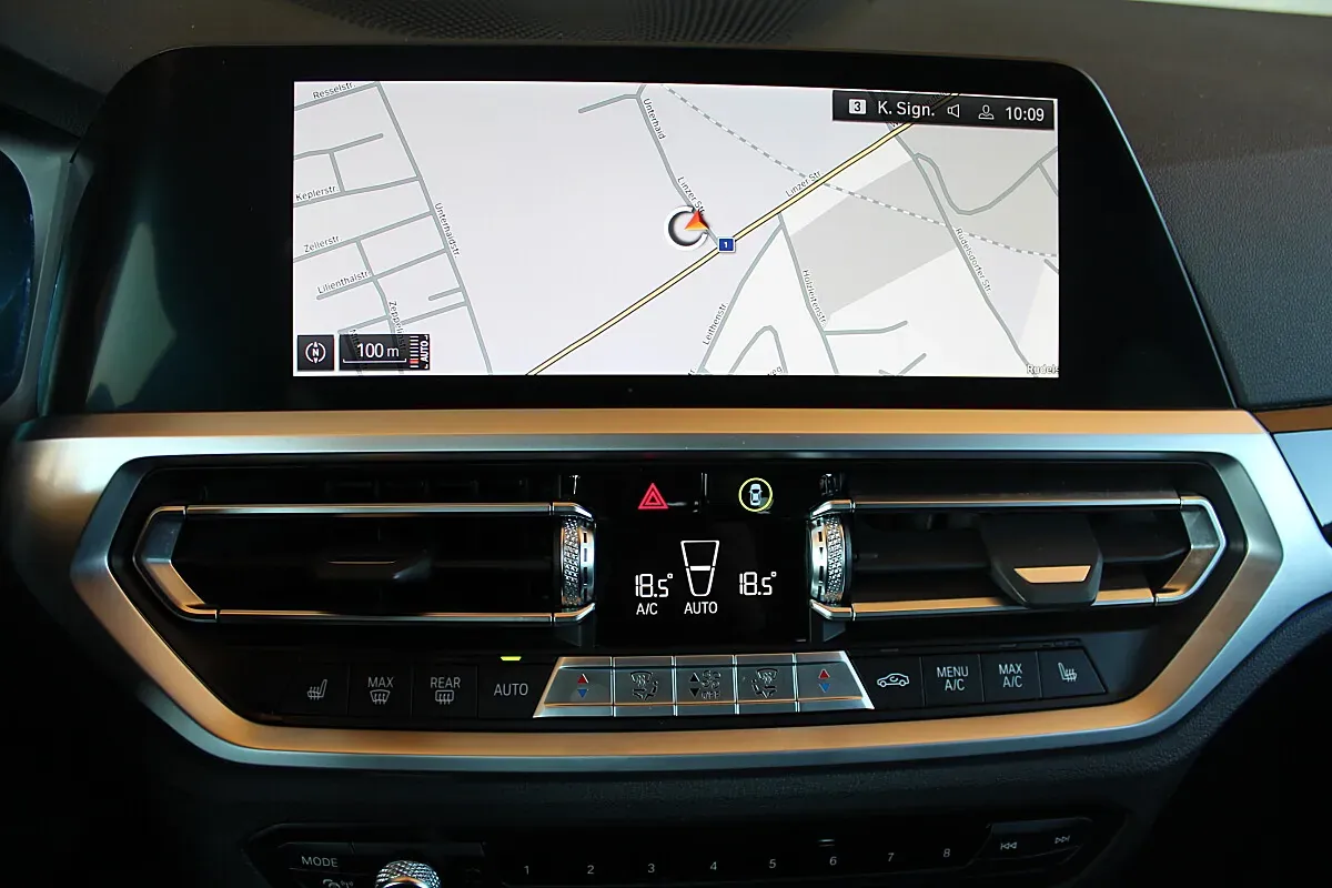 BMW 4 Series 2022 photo 2